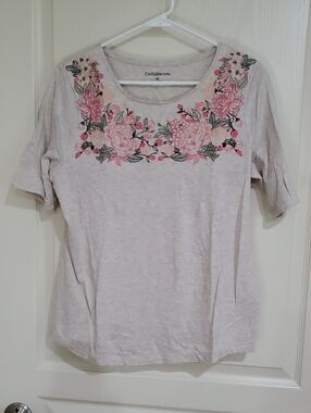 Croft & Barrow Cream Tee with Pink Floral Embroidery, Size M